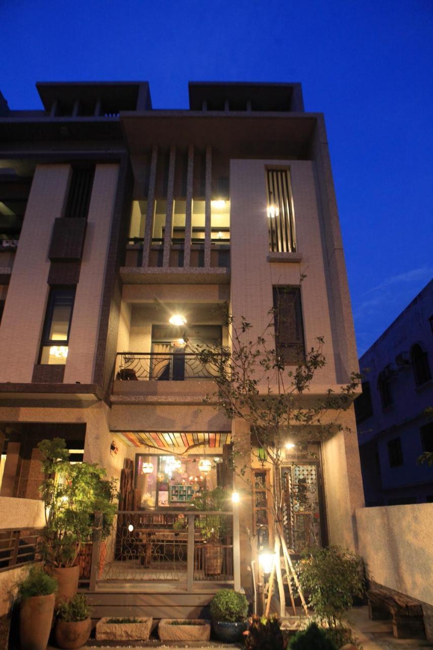 Bear Forest Retro B&B Hualien City Exterior photo